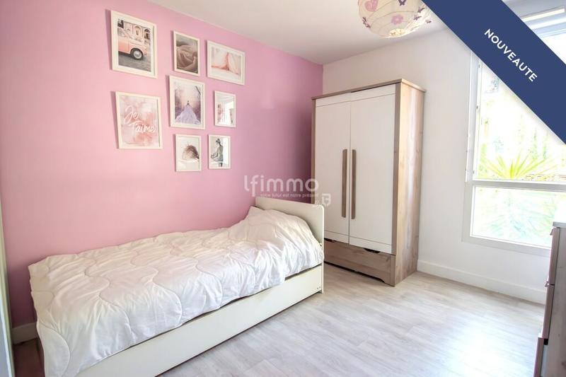 Appartement - 81 m² - 4 pièces