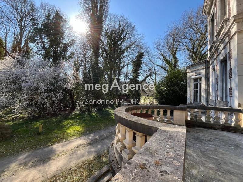 Bureau - 550 m² - 17 pièces