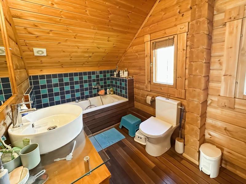 Maison - 162 m² - 6 pièces