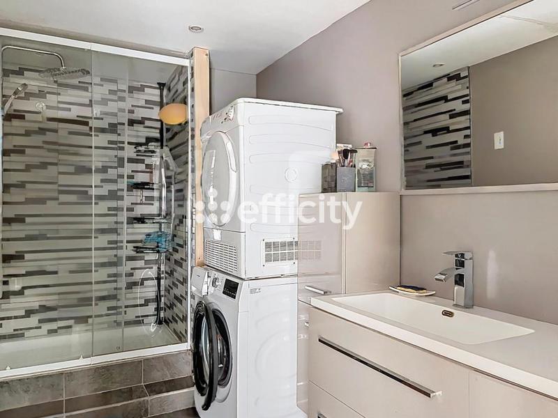 Appartement - 75 m² - 3 pièces