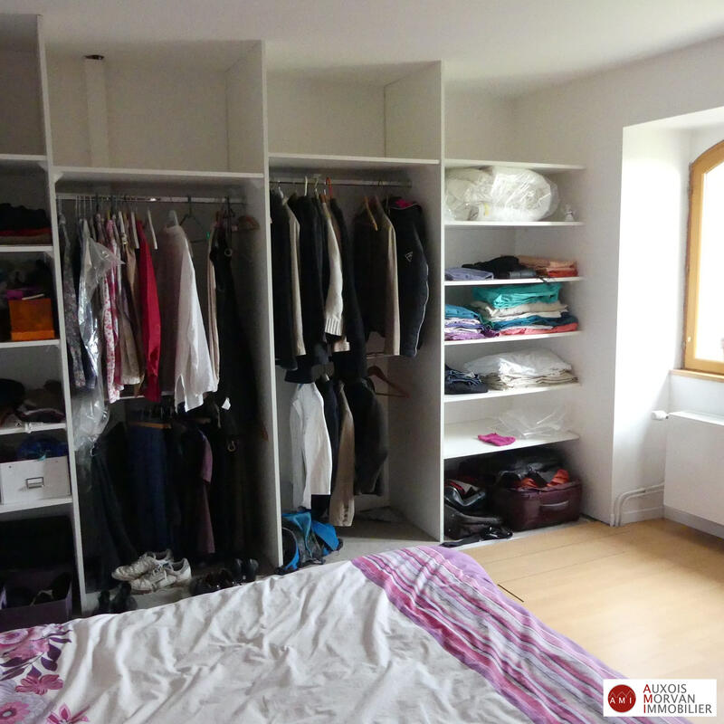 Maison ancienne - 234 m² - 8 pièces