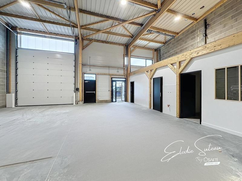 Bureau - 133 m² - 3 pièces