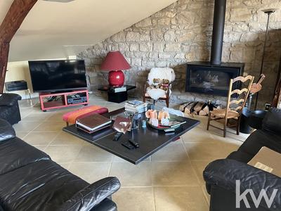 Appartement - 204 m² - 5 pièces