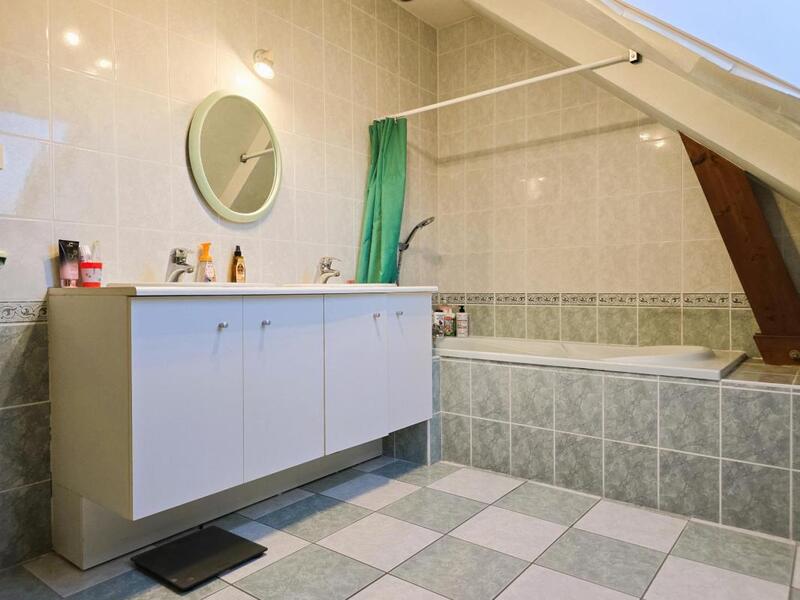 Pavillon - 99 m² - 6 pièces