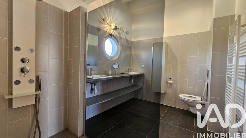 Maison de maîtres - 203 m² - 6 pièces