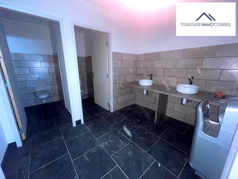 Local commercial - 187 m²