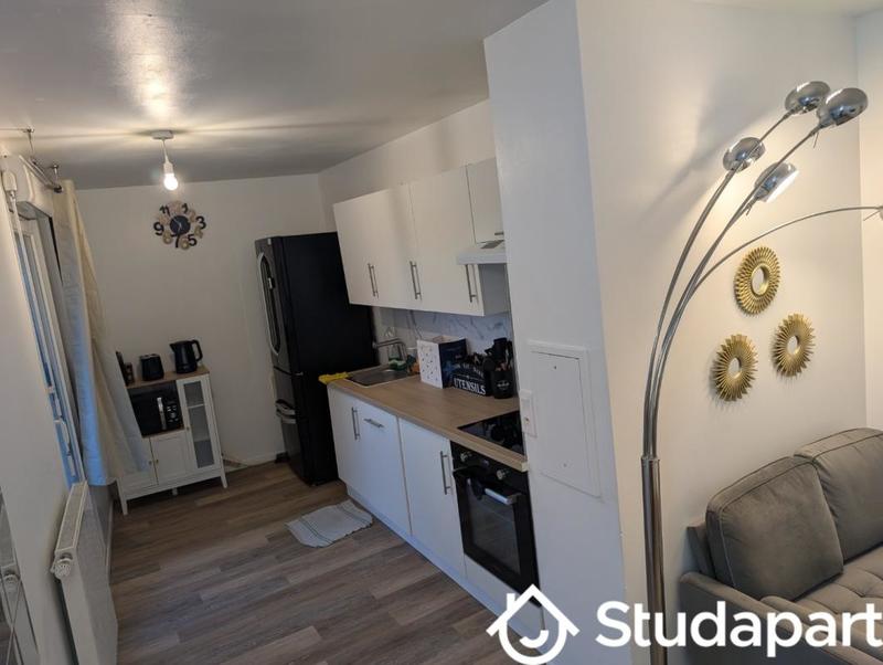 Chambre - 10 m² - 1 pièce