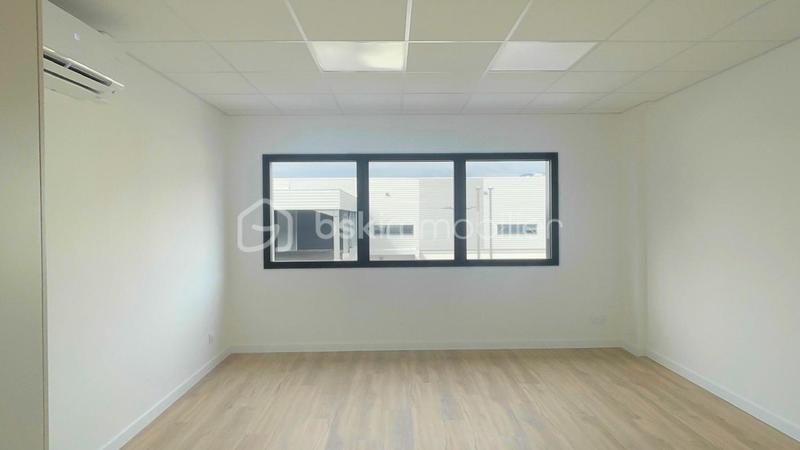 Bureau - 53 m² - 2 pièces