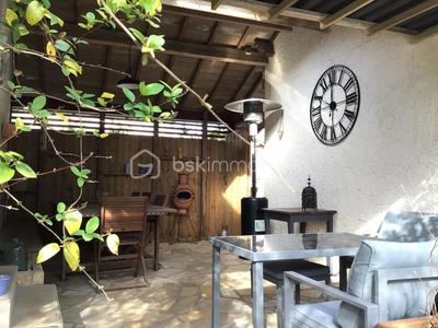 Maison chambre d'hôtes - 176 m² - 9 pièces