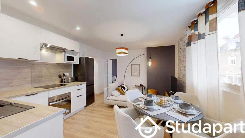 Chambre - 9 m² - 1 pièce