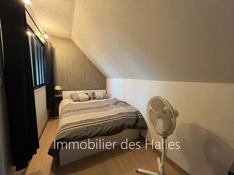 Maison - 161 m² - 9 pièces