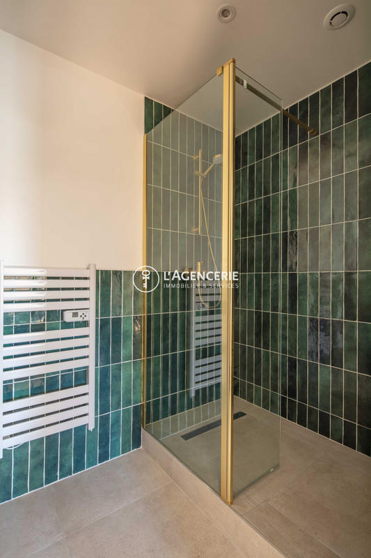 Maison contemporaine - 193 m² - 5 pièces