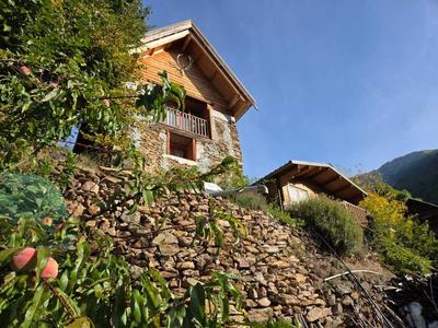 Maison - 80 m² - 3 pièces