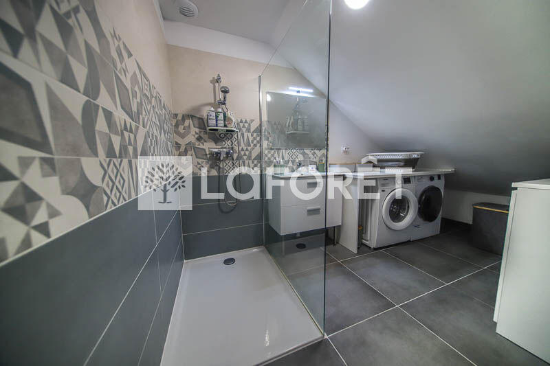 Appartement - 94 m² - 3 pièces