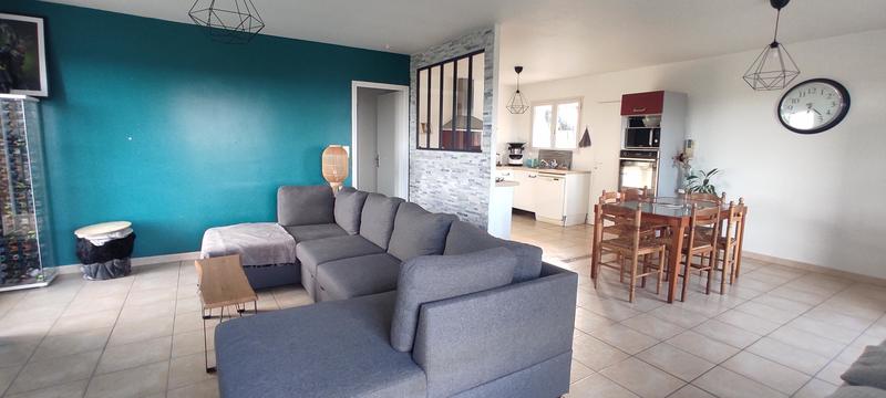 Maison - 93 m² - 5 pièces