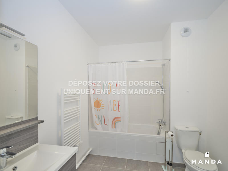 Chambre - 14 m² - 5 pièces