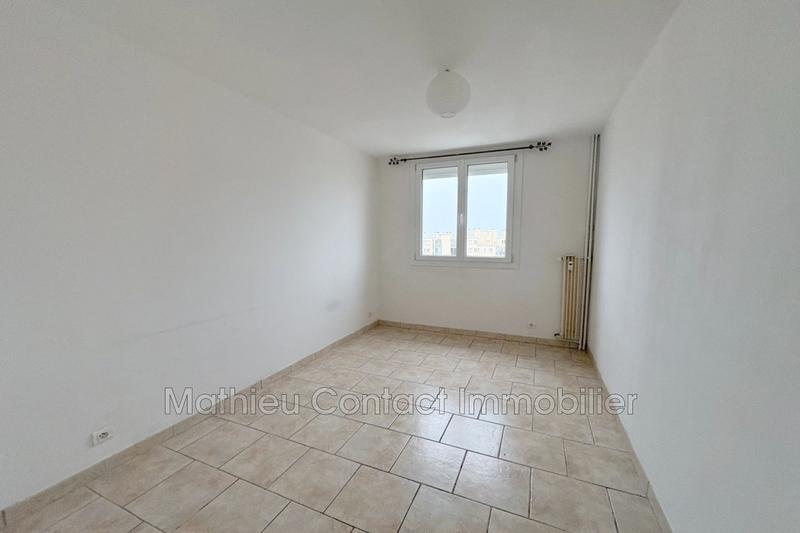 Appartement - 64 m² - 4 pièces
