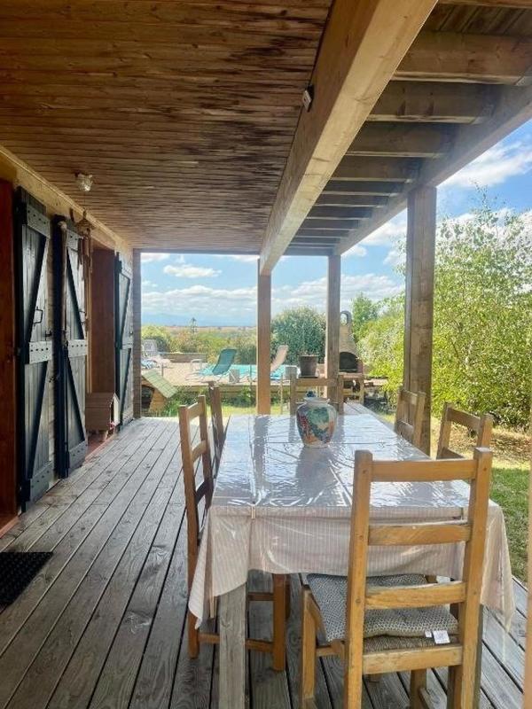 Maison - 140 m² - 5 pièces