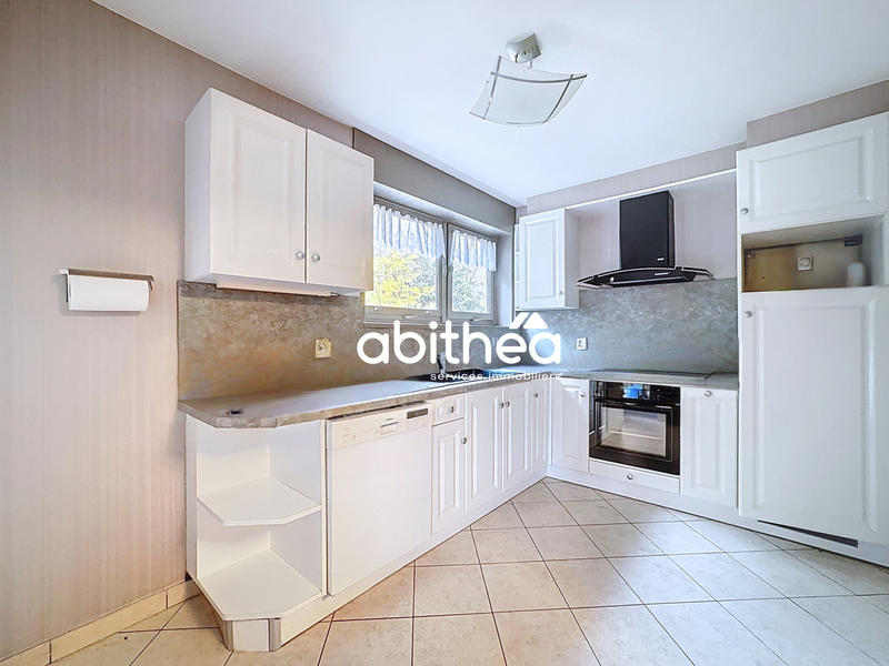 Appartement - 107 m² - 5 pièces