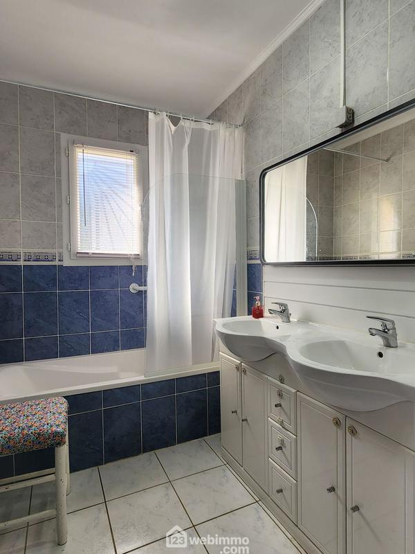 Maison - 110 m² - 6 pièces