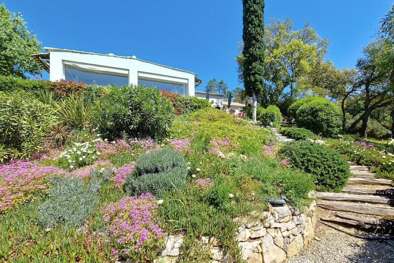 Villa - 210 m² - 5 pièces