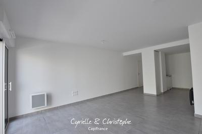 Studio - 38 m² - 1 pièce