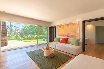 Maison - 212 m² - 7 pièces