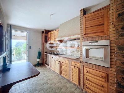 Maison - 137 m² - 6 pièces