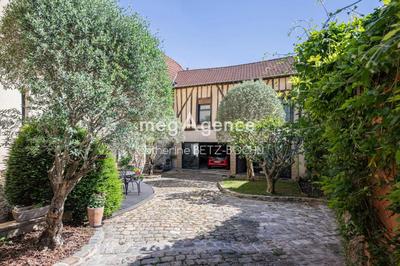 Maison ancienne - 156 m² - 7 pièces