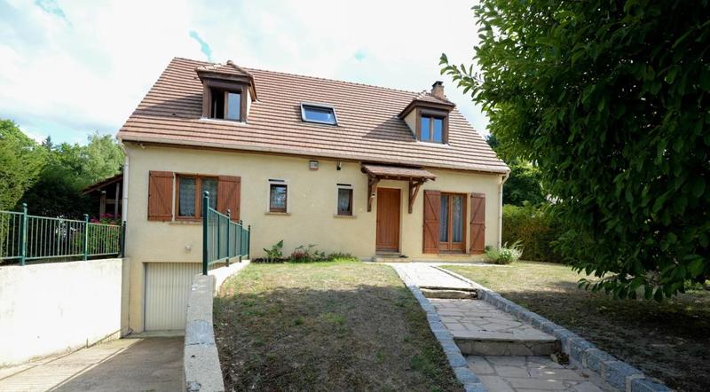 Maison - 142 m² - 7 pièces