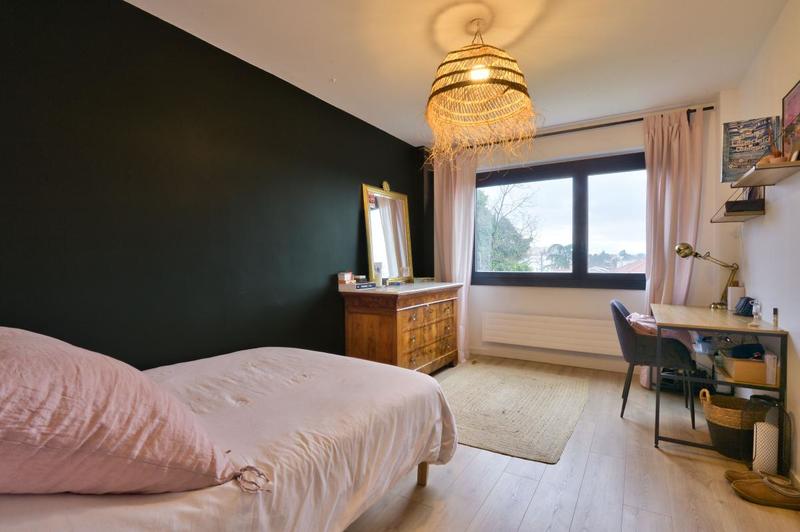 Appartement - 104 m² - 5 pièces