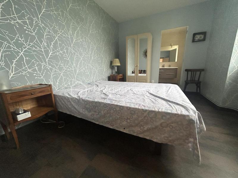 Maison en pierre - 250 m² - 8 pièces