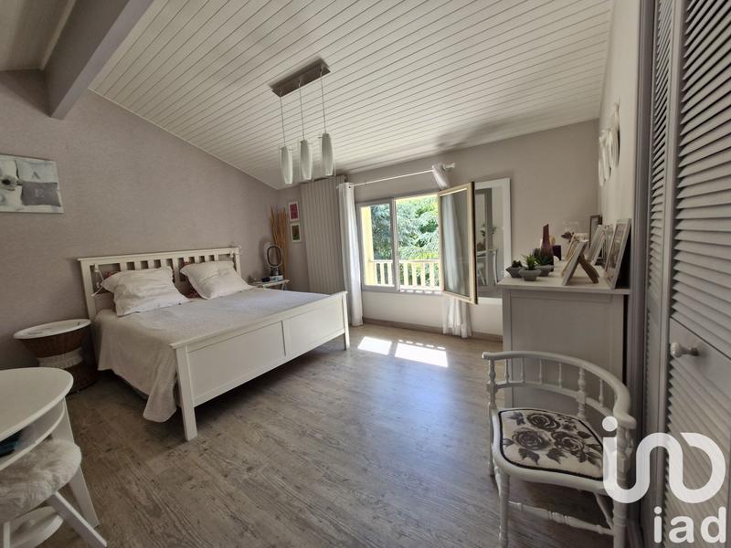 Maison - 200 m² - 7 pièces