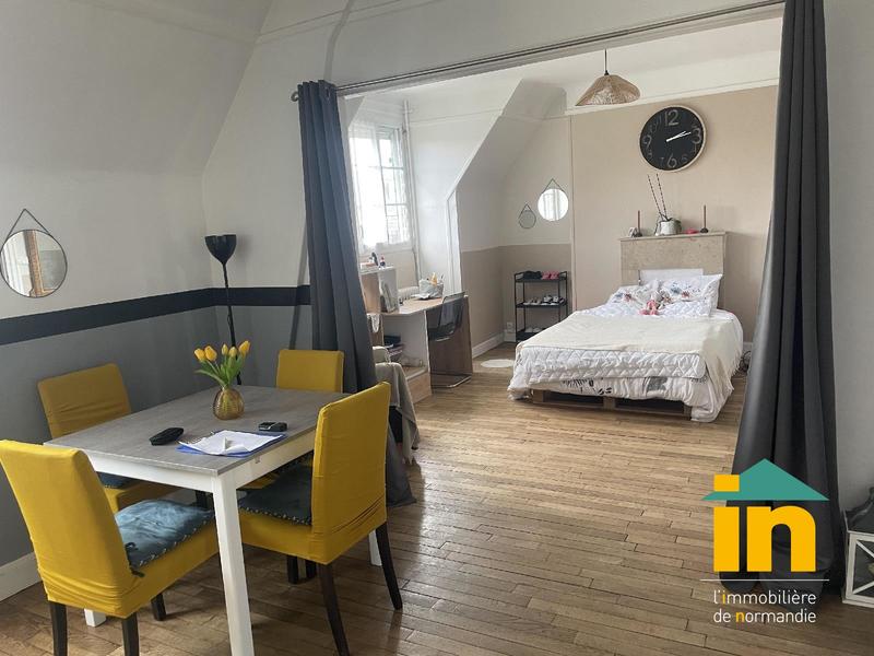 Appartement - 83 m² - 4 pièces