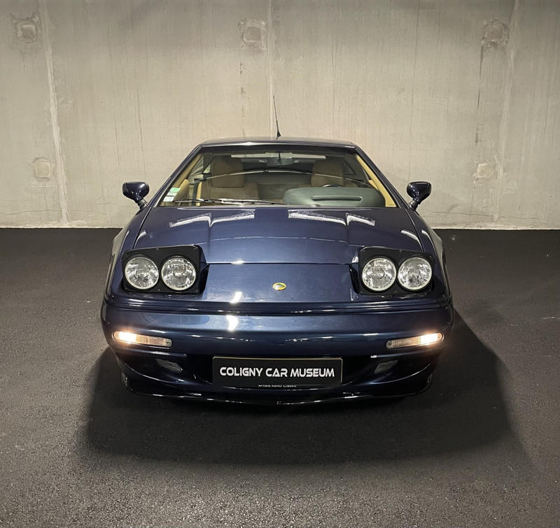 Lotus Esprit S4 2.2 l turbo