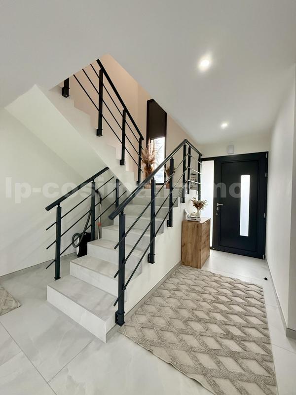 Villa - 95 m² - 5 pièces