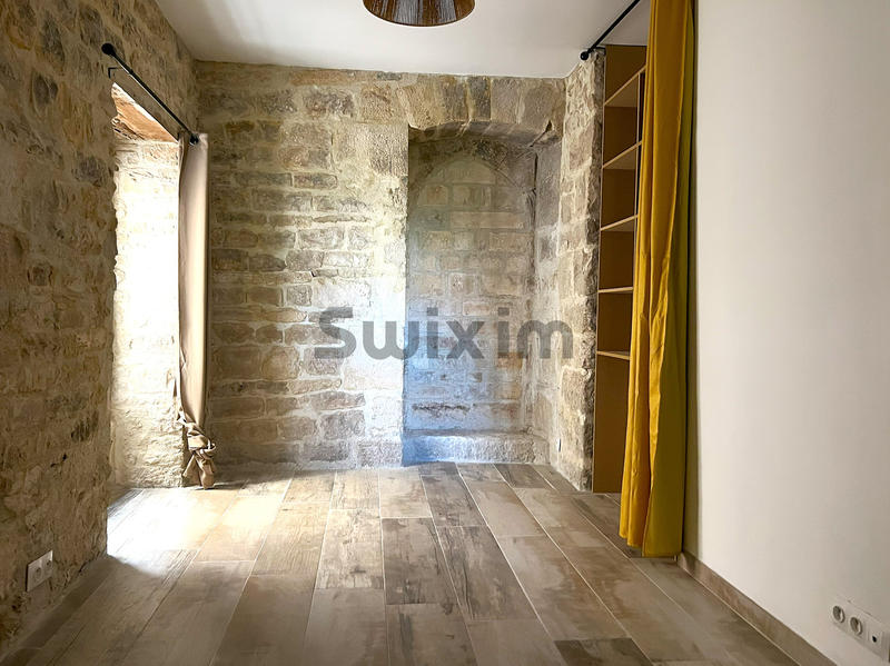 Maison de village - 90 m² - 5 pièces