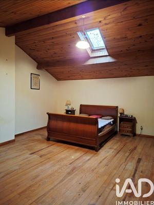 Maison de village - 232 m² - 7 pièces