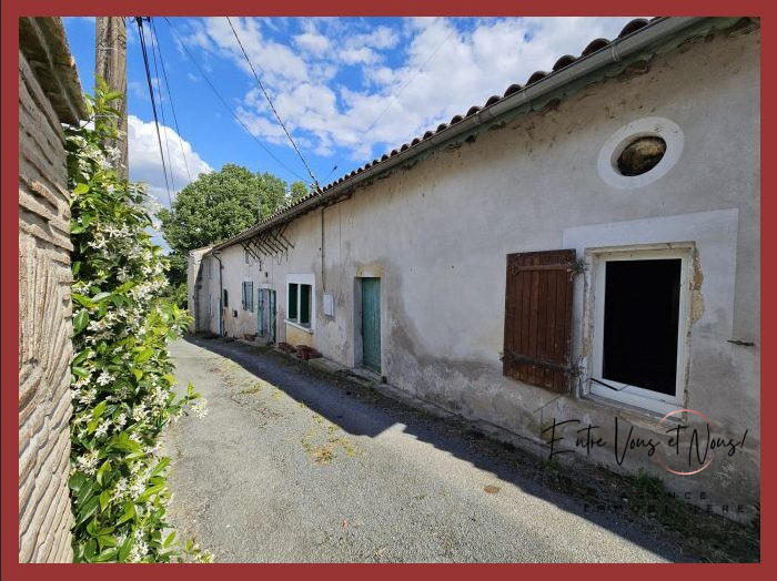 Maison ancienne - 114 m² - 3 pièces