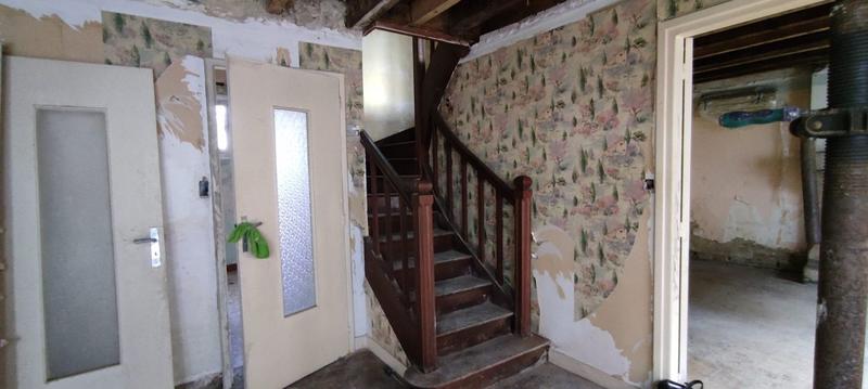 Maison - 99 m² - 6 pièces