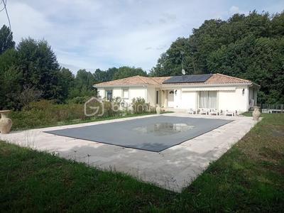 Villa - 177 m² - 6 pièces