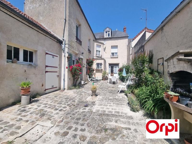 Maison de ville - 230 m² - 7 pièces