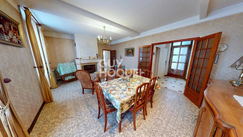 Propriété - 145 m² - 6 pièces