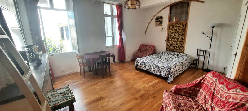 Appartement - 200 m² - 6 pièces