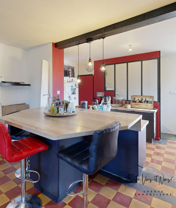 Maison ancienne - 235 m² - 7 pièces