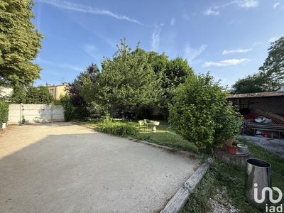 Local commercial - 85 m² - 4 pièces