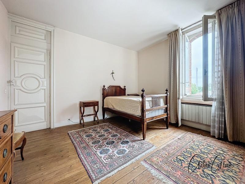 Maison bourgeoise - 213 m² - 8 pièces