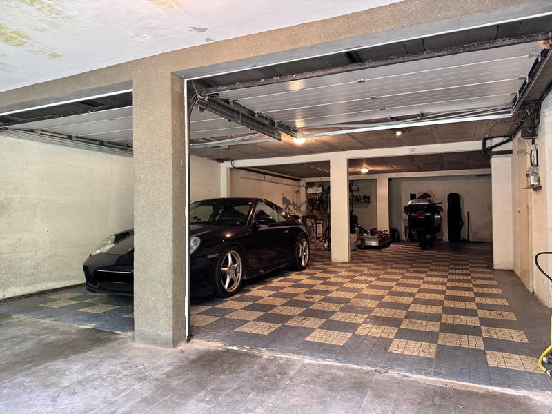 Maison - 371 m² - 9 pièces