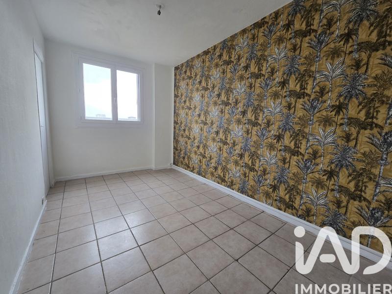 Appartement - 77 m² - 5 pièces