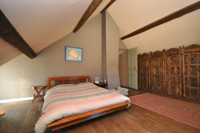 Maison - 185 m² - 7 pièces